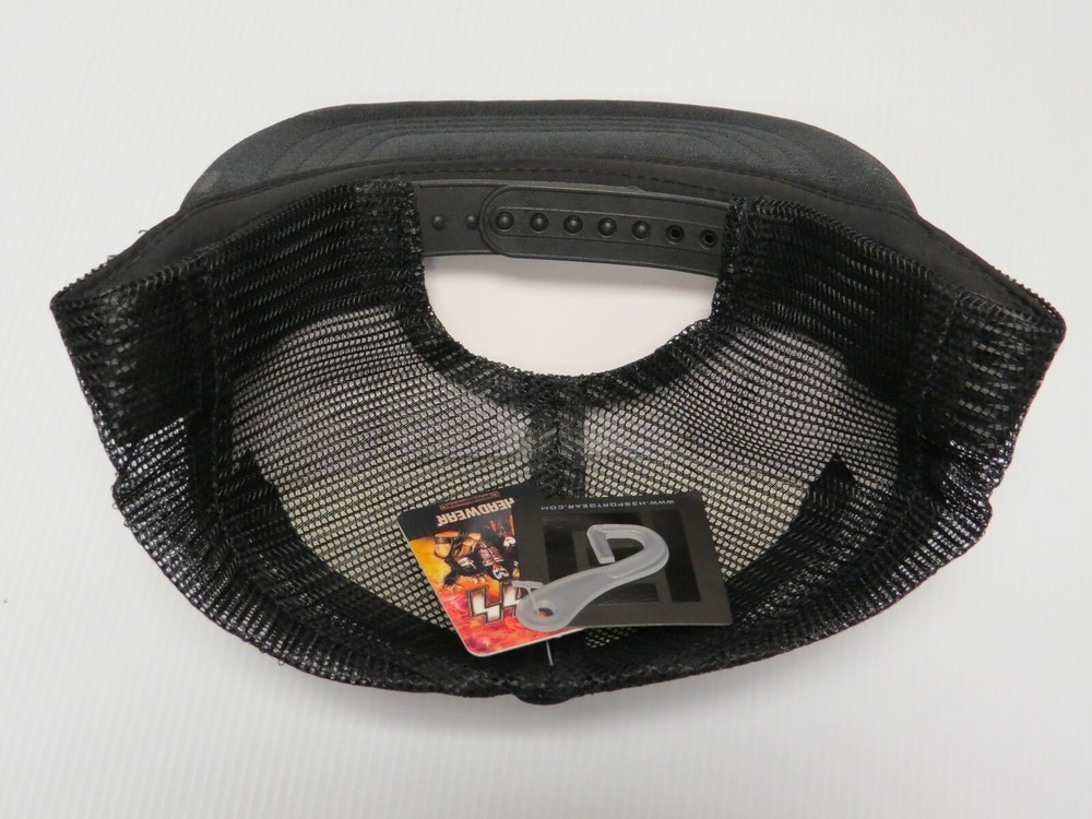 KISS LOGO TRUCKER HAT NEW WITH TAGS
