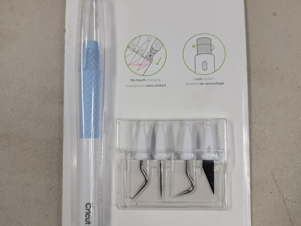 Cricut Weeding Kit True Control  4-in-1 tool 2007803 unopened