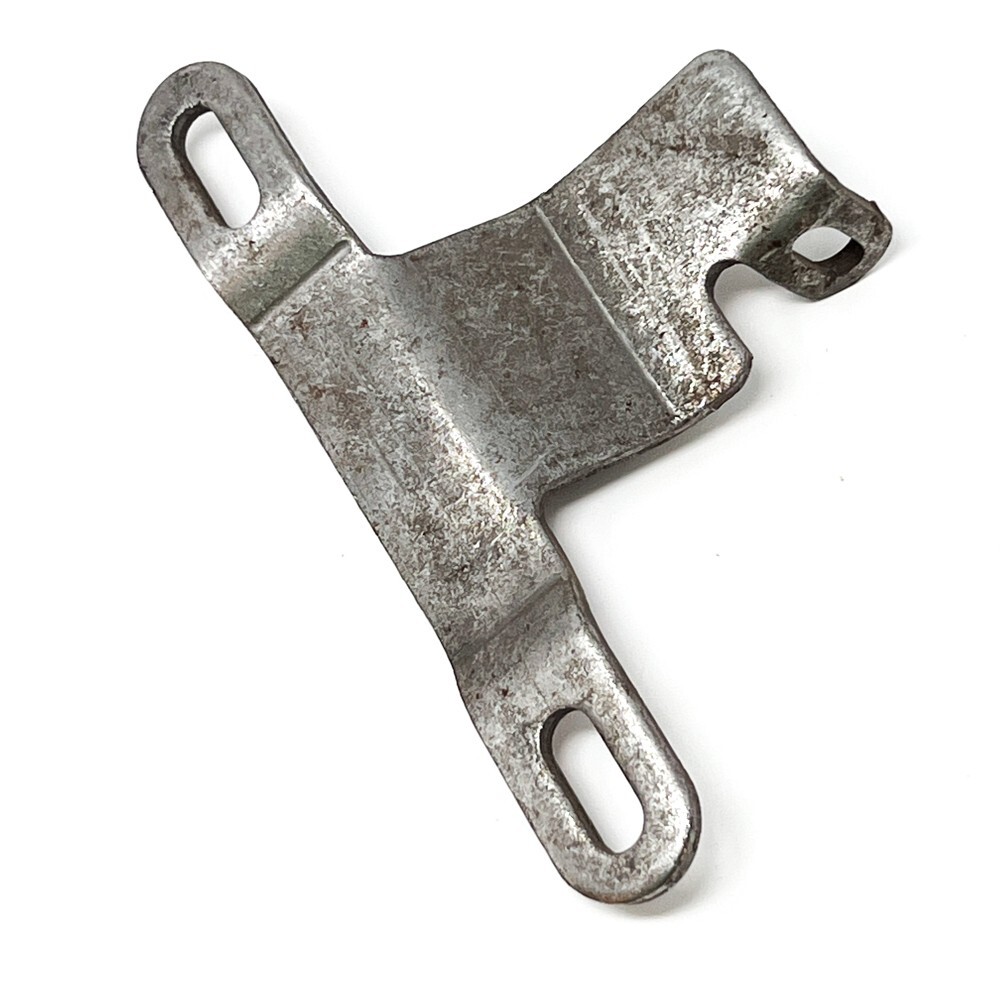 Genuine Cummins 3072395 Engine Bracket NOS