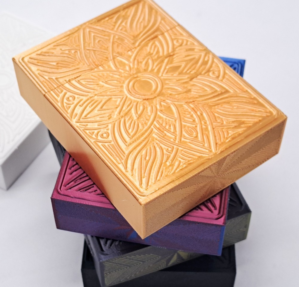 Playing Card Protector Box Hard Plastic Durable Stylish Portable Case