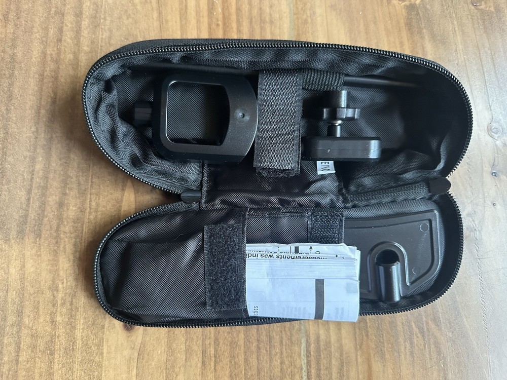 Kestrel Rotating Vane Mount and Carry Case Kit