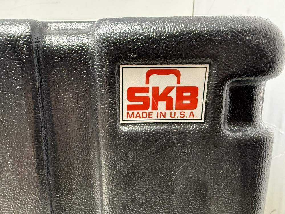 SKB Hard Plastic Case With Storage, Double Side - Rack Mount