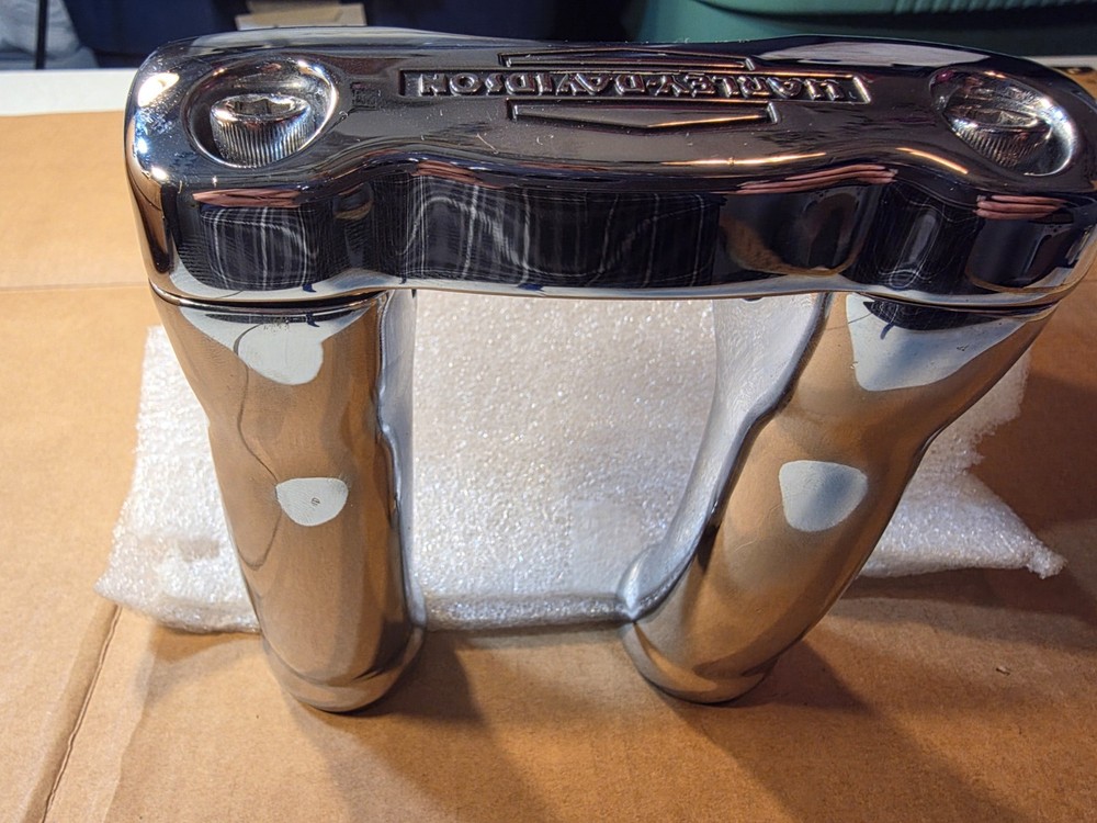 Genuine Harley Davidson 1" Handlebar Chrome Pullback Risers Clamp Bar Shield