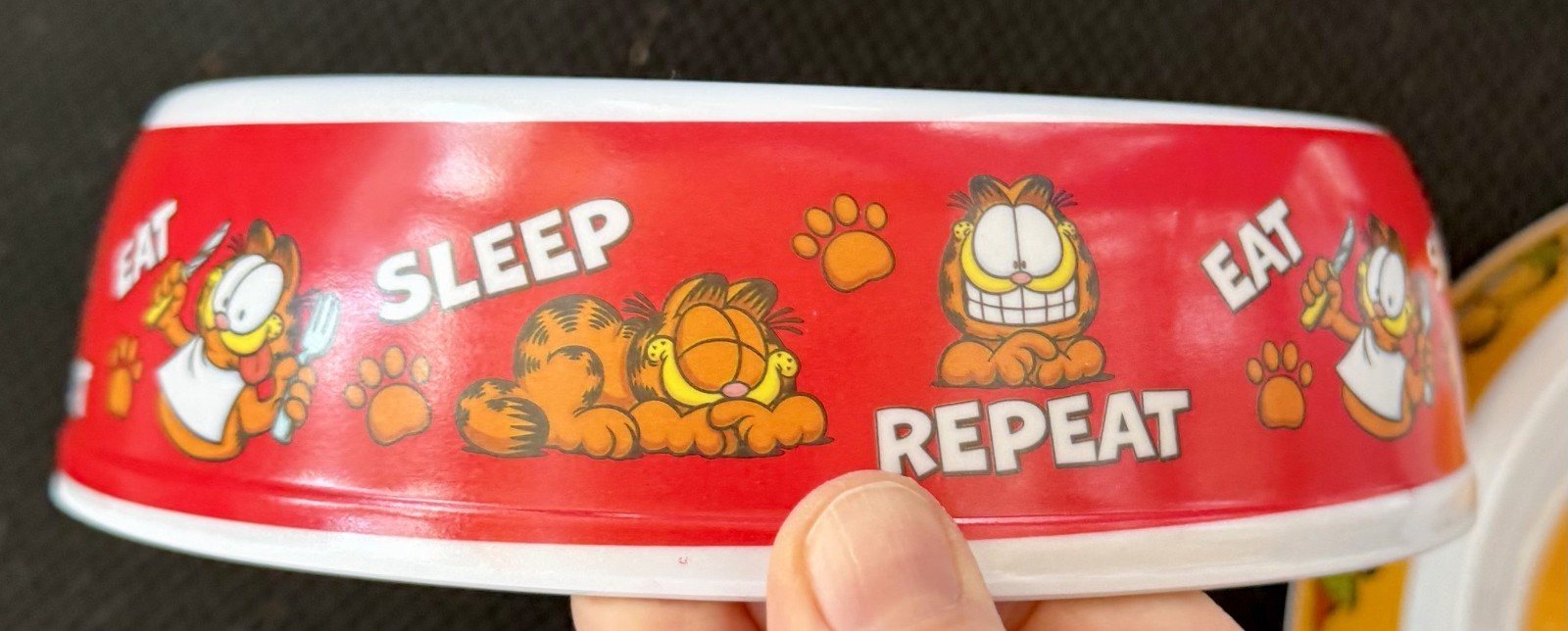 Garfield Cat Food Bowls - Set of 2 - Plastic - NEW