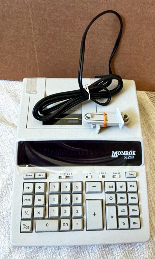 Monroe 6120x Black Calculator