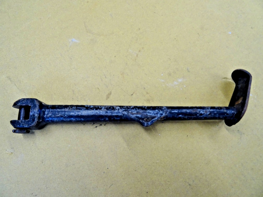 F3721 TRIUMPH PRE UNIT SIDE PROP STAND ORIGINAL   82-3721   ''USED''