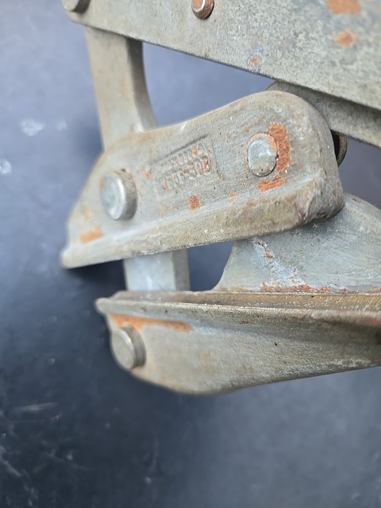 Cable Puller Grip for Bare Wire