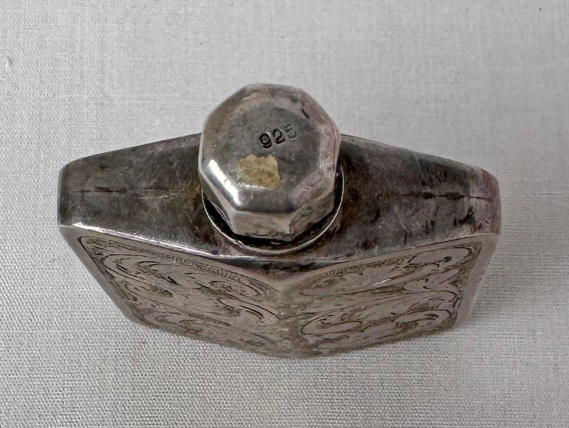 Sterling Silver Engraved Design Perfume Bottle with Wand Made in Germany;Y697