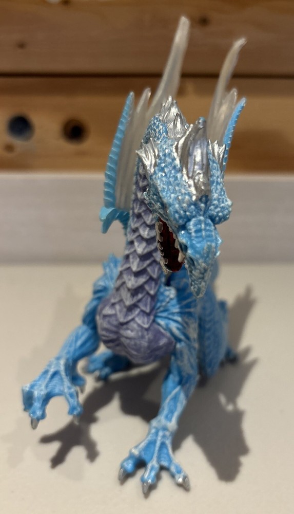 2010 Safari LTD Ice Dragon Figurine