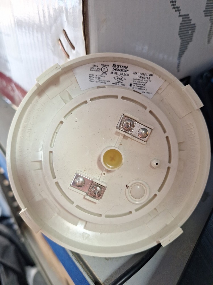 System Sensor Heat Detector 194°F Fixed Temp 5604