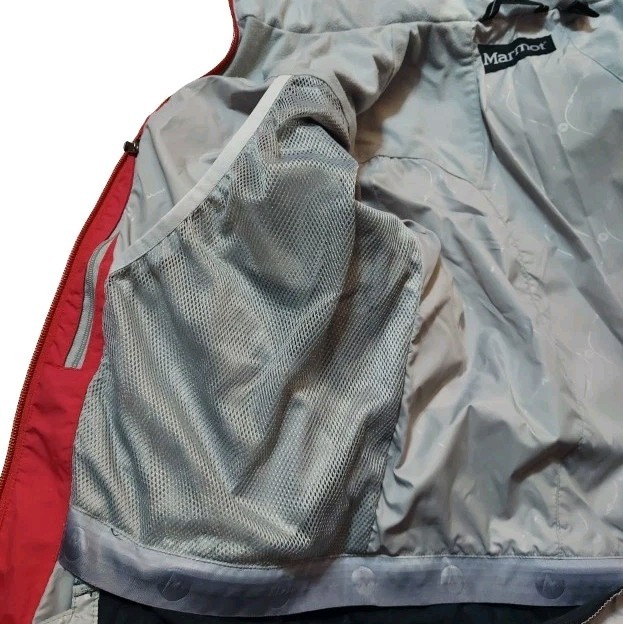 Marmot 650 Fill Goose Down Ski/Snowboard Jacket Size Medium