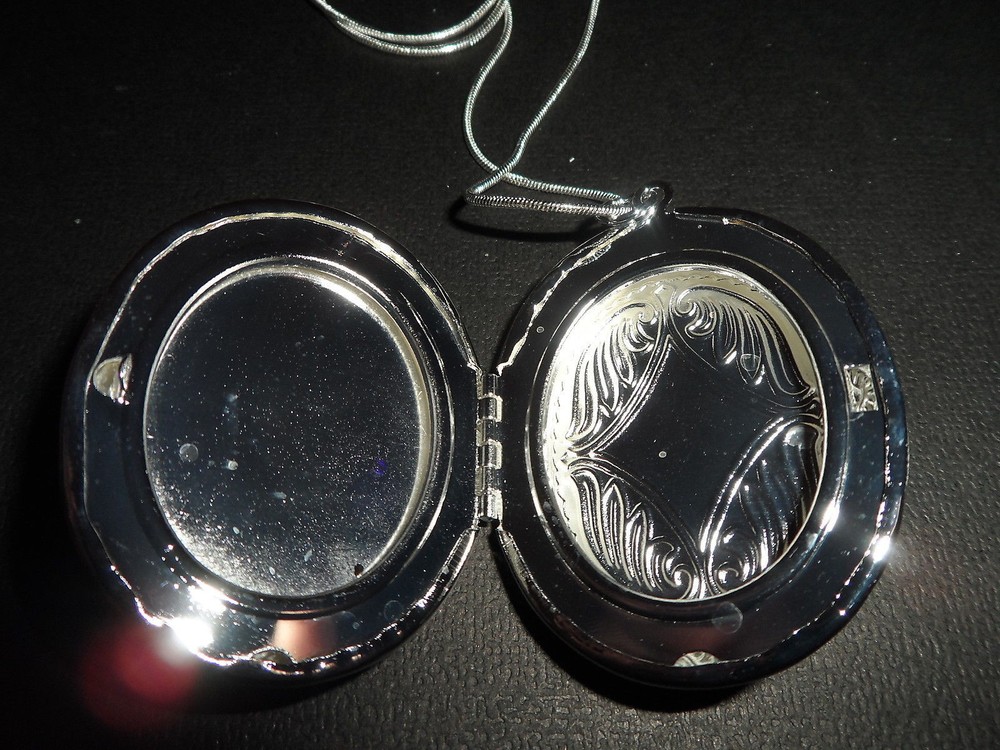 BLESS YOUR HEART LOCKET
