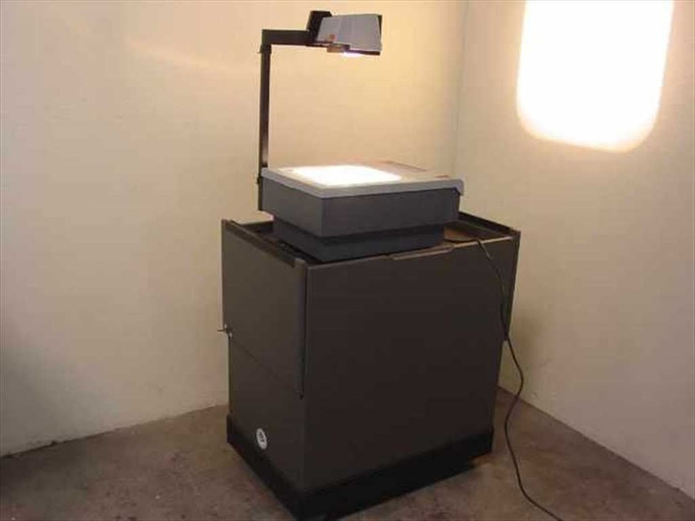 3M 905D Transparency Projector in Egan Visual S2PM Mobile Presentation Cabinet