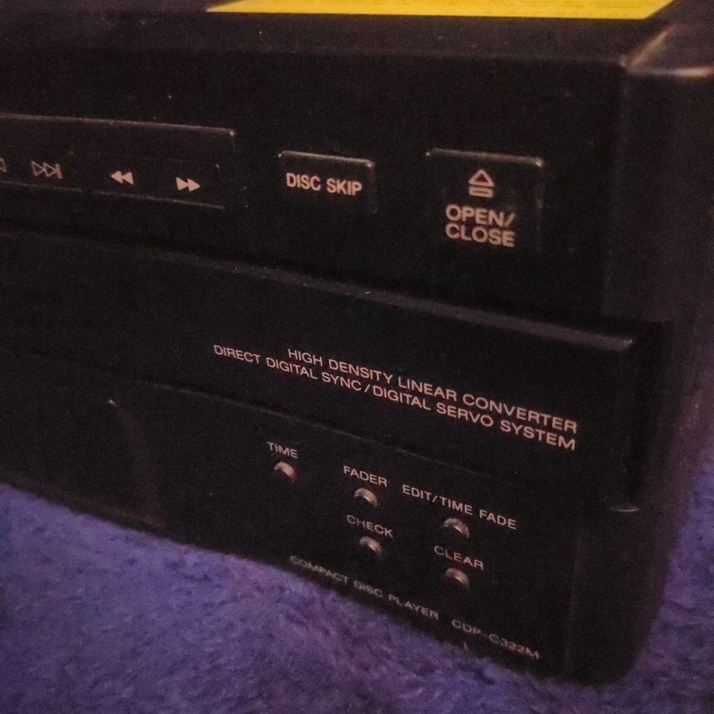 Sony CDP-C322M 5 Disc Carousel CD Player Deck, High Density Linear, No Remote