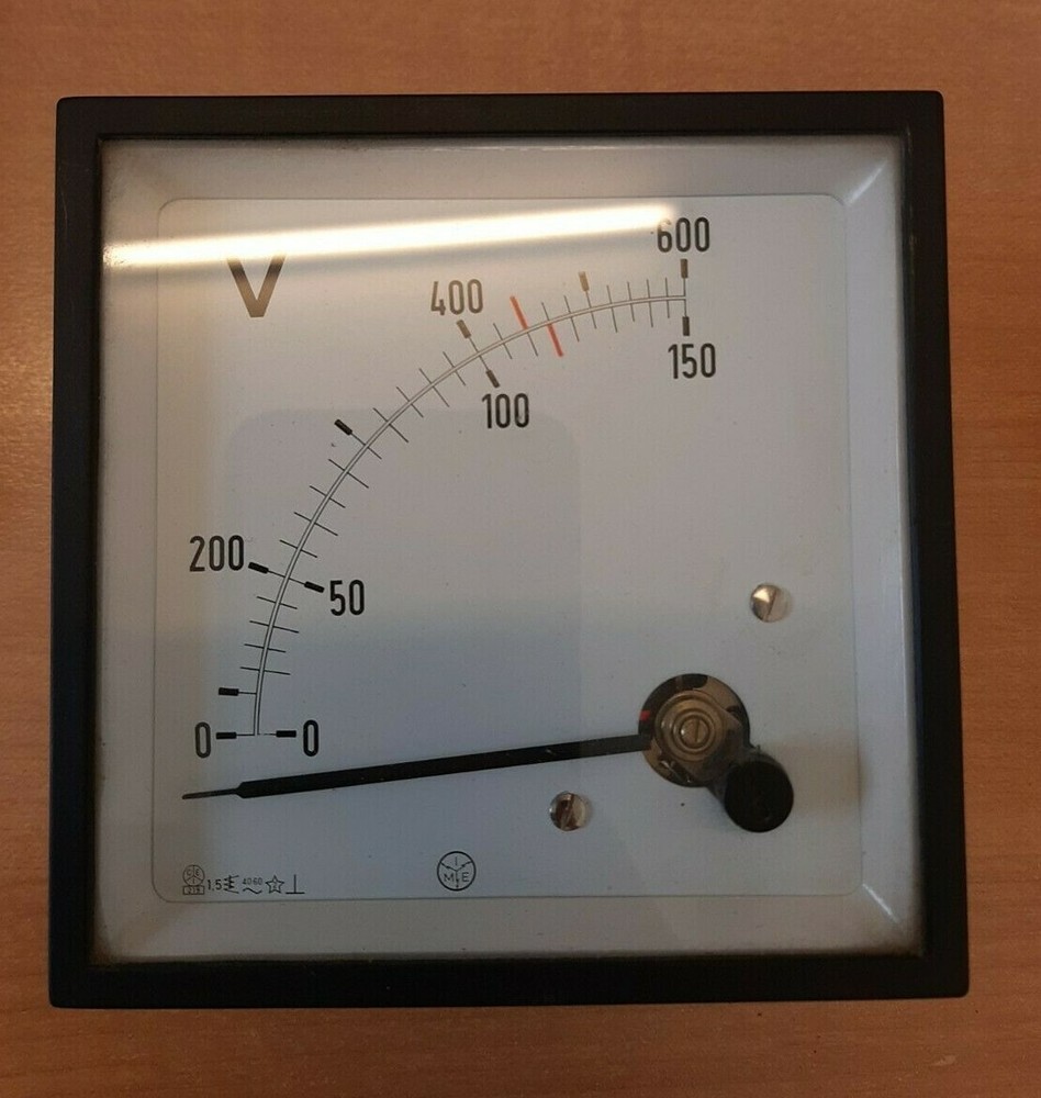 CARLO GAVAZZI CDE/96 600V VOLTMETER