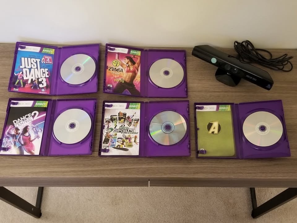 Xbox 360 Kinect Bundle - Sensor + 5 Games (includes Just Dance 3)