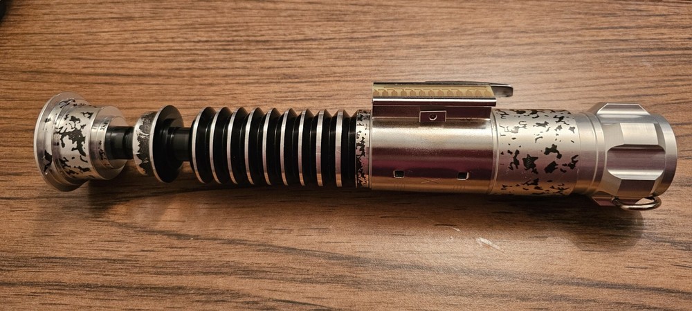 Luke Skywalker Lightsaber Bundle