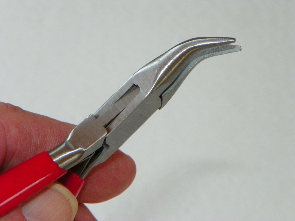 Bent Chain Nose Pliers --- Medium Duty