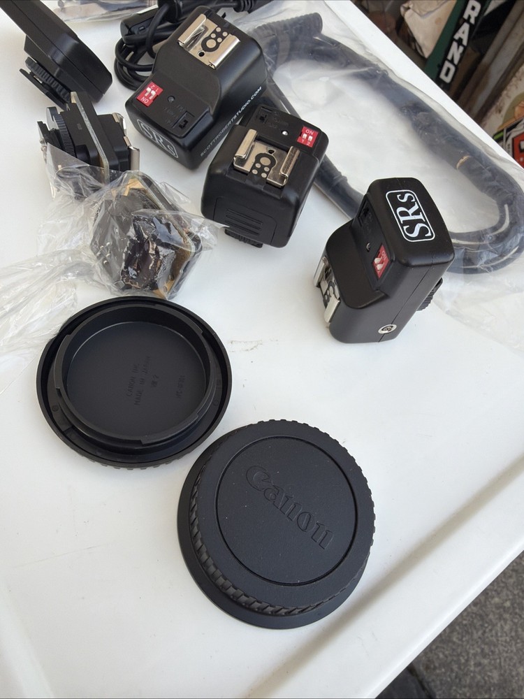 SRs Wireless Flash Trigger Receivers, Remote And Other Camera Lighting Items