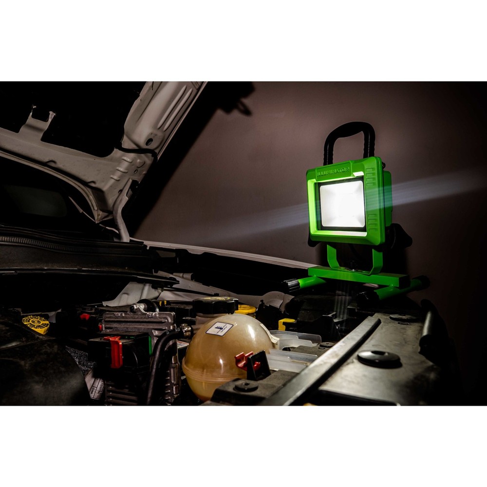 Illuminator 2,000-Lumen Portable LED Work Light 42572