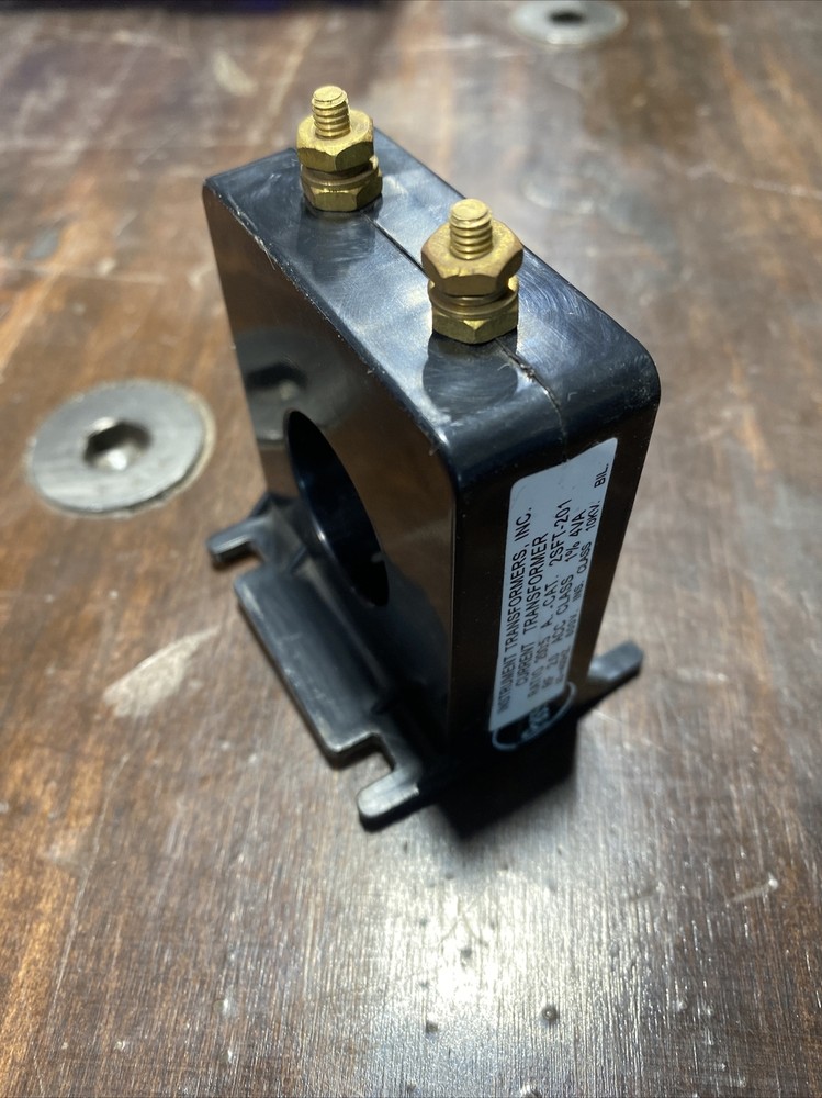 New Instrument Transformers 2SFT-201 Current Transformer