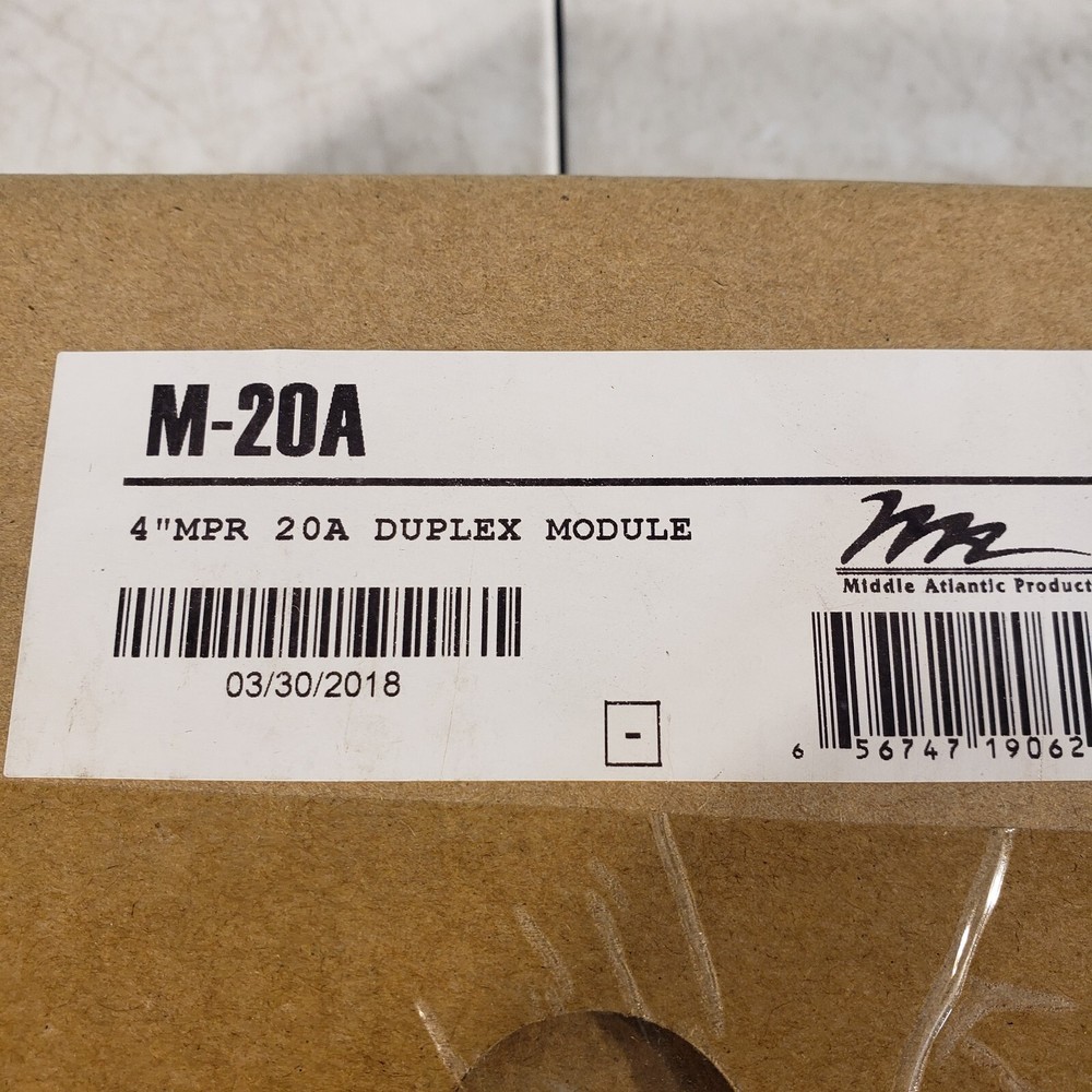 New Middle Atlantic Products M-20A 4" MPR 20A Duplex Module