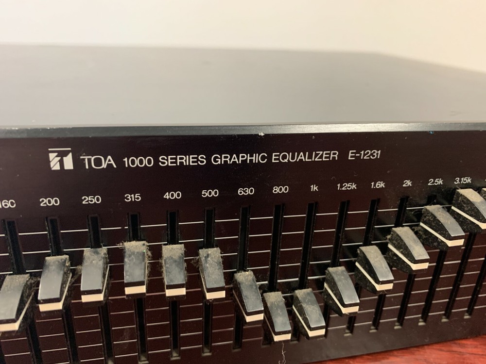 TOA E-1231 1000 Series Graphic Equalizer