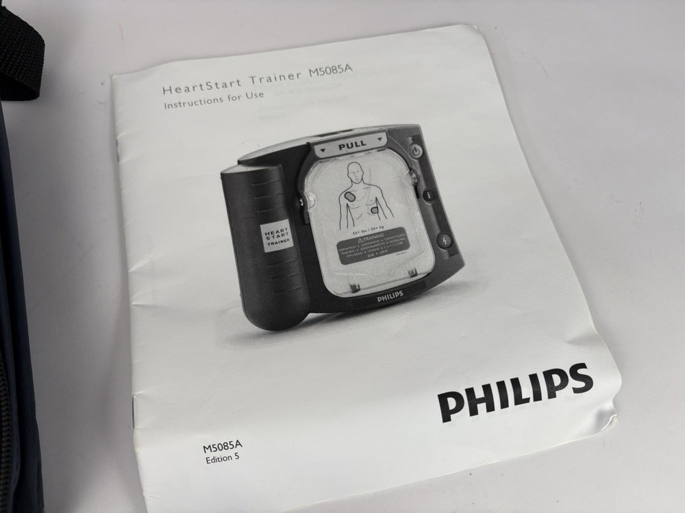Philips HeartStart TRAINER HS1 AED SIMULATOR M5085A-ABA TRAINING used school
