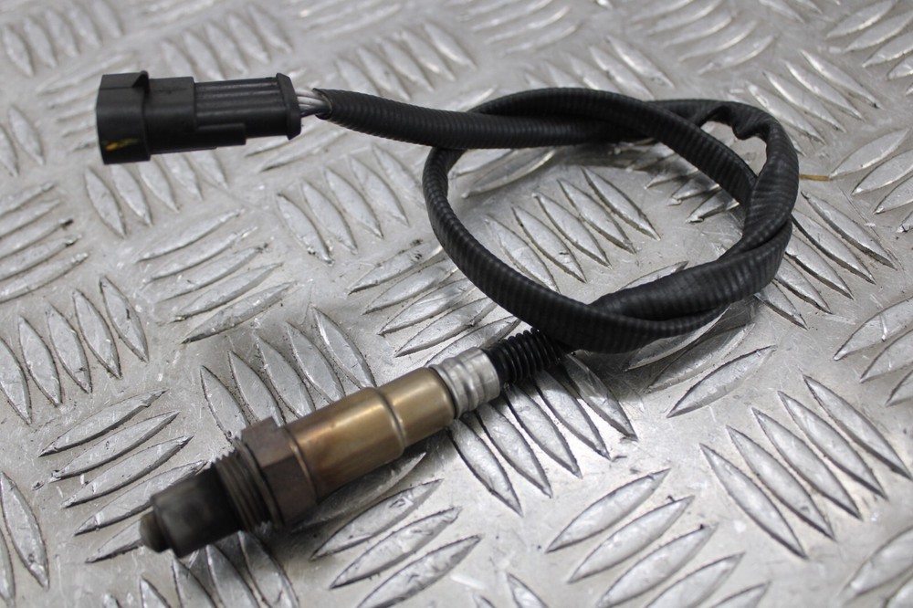 Moto Guzzi V7 Stone 750 2014 exhaust lambda sensor 2012 -2014