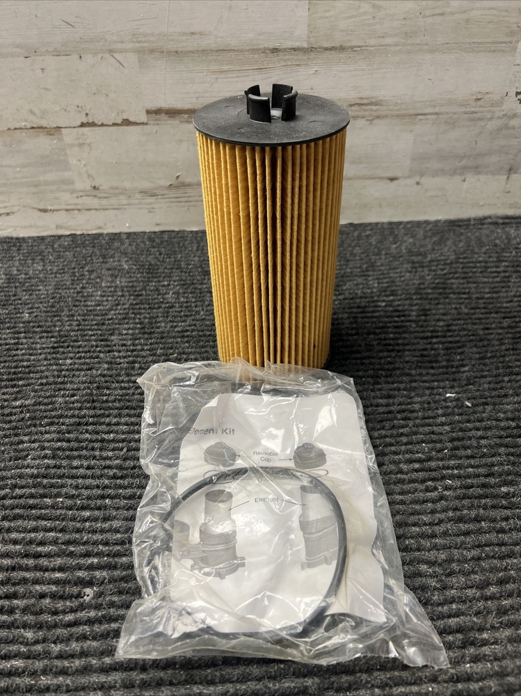 NOS Fleetgaurd LF16166 Oil Filter