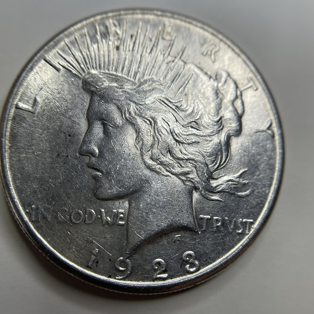 1923-S $1 Peace Dollar UNC - 82070