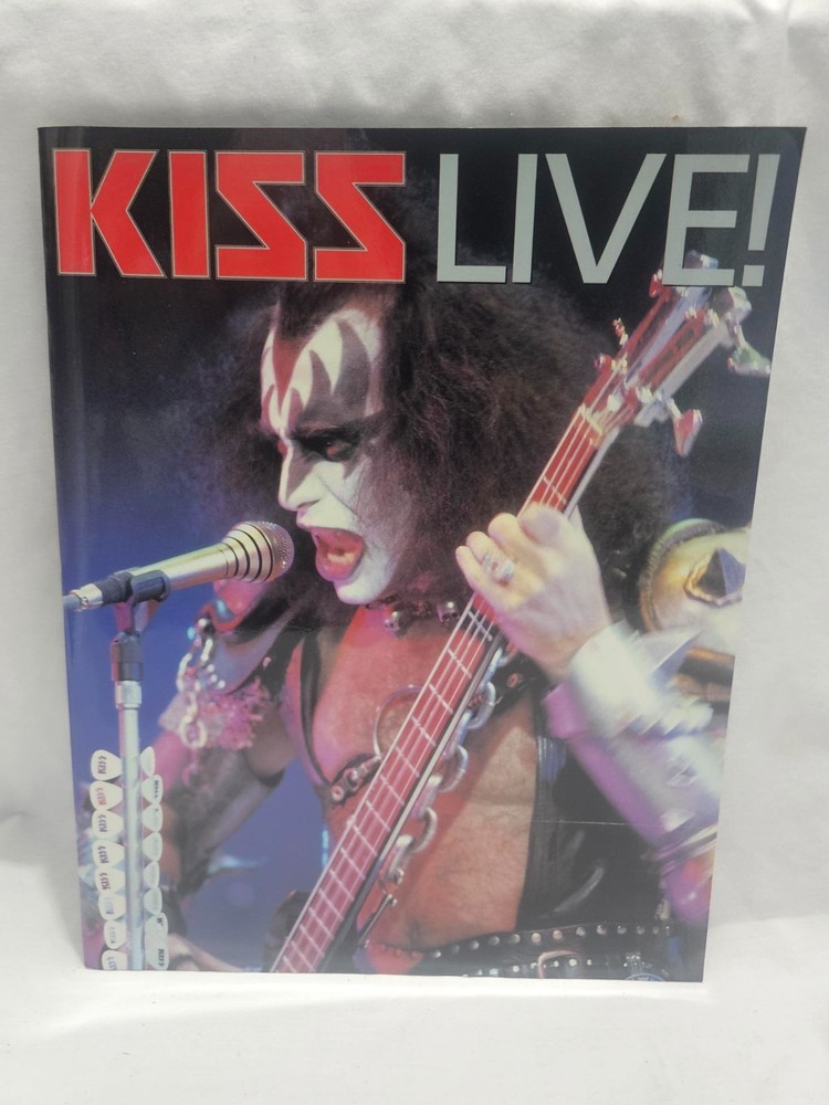 Kiss Live! - Magazine - Great Pictures  Omnibus Press - Excellent Condition 1996