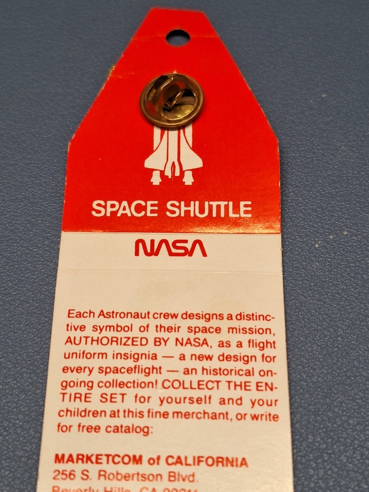 SPACE SHUTTLE COLUMBIA STS-4 LAPEL PIN