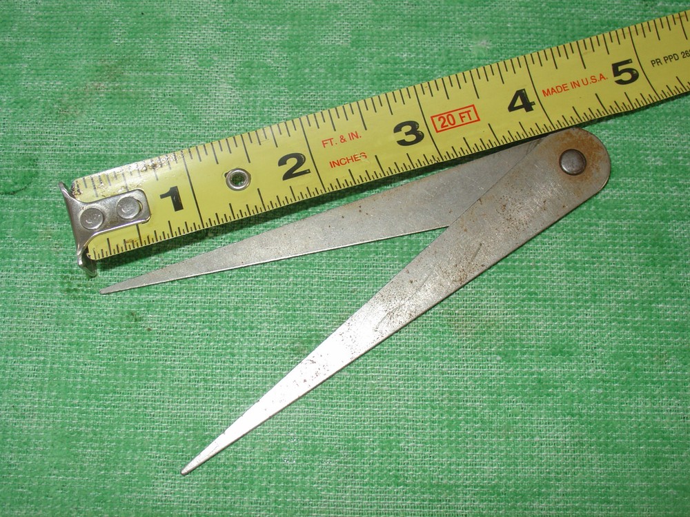 VINTAGE 4" FLAT LEG COMPASS DIVIDER CALIPER