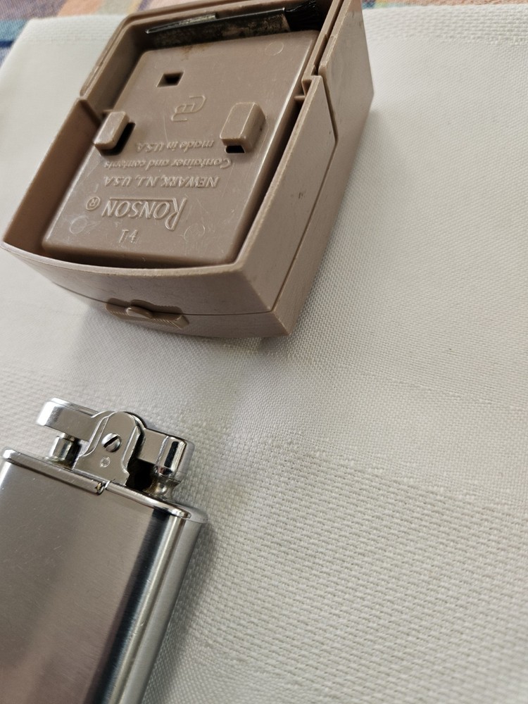 Vintage Ronson Whirlwind Lighter