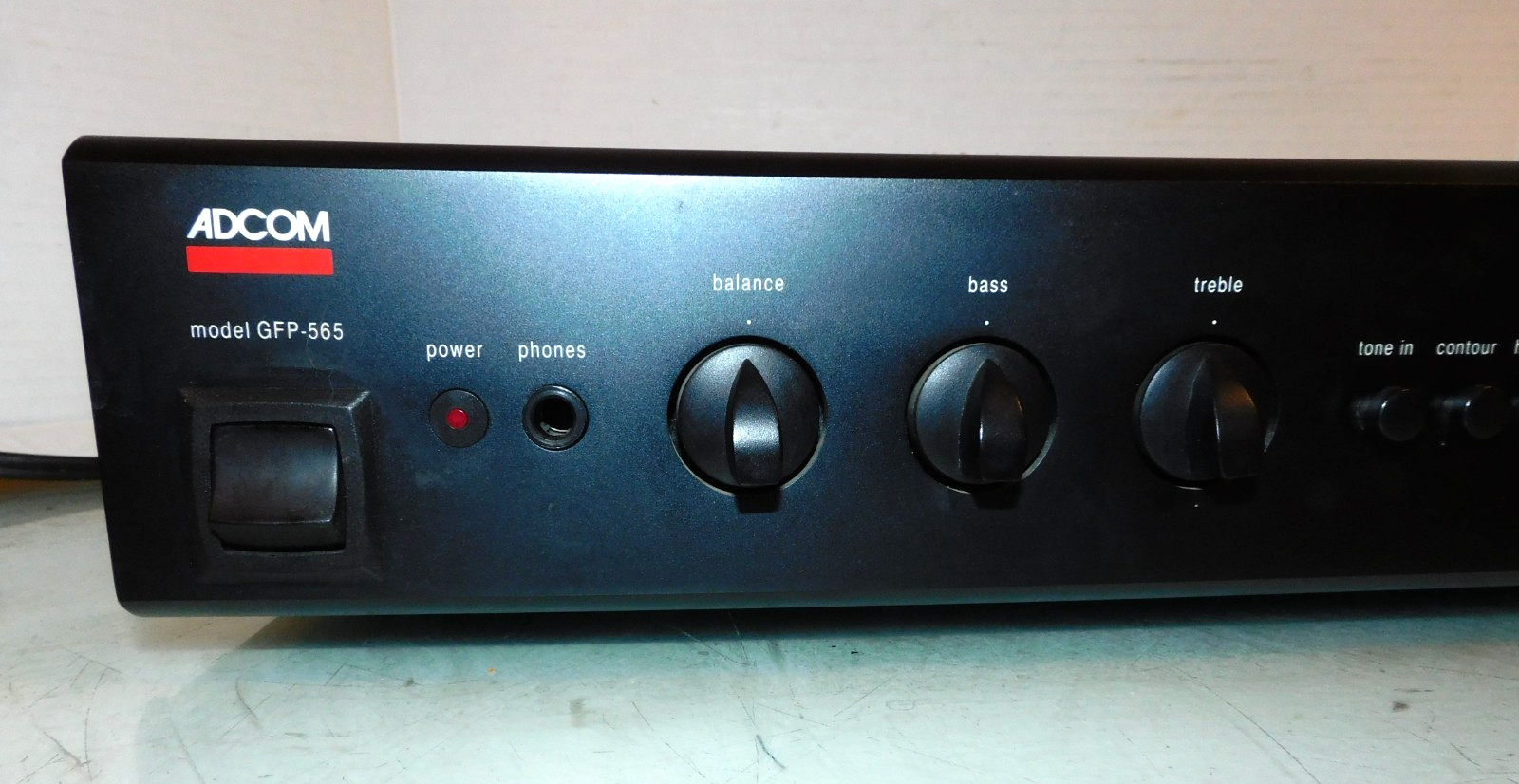 Adcom GFP-565 Stereo Preamplifier Excellent Working and Cosmetic Condition
