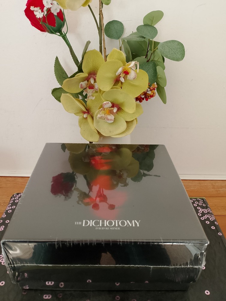 THE DICHOTOMY BOX SET - BLUR TEE + SIGNED CD. Limited Edition. Size Large