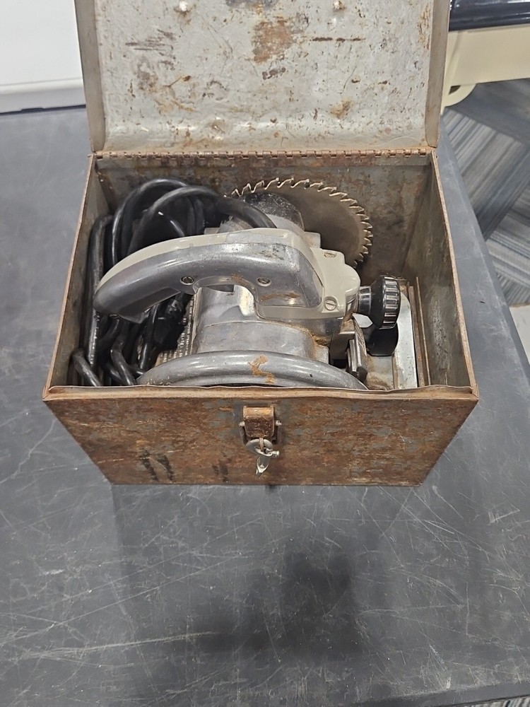 Porter Cable 7" Vintage Circular Saw Model 115