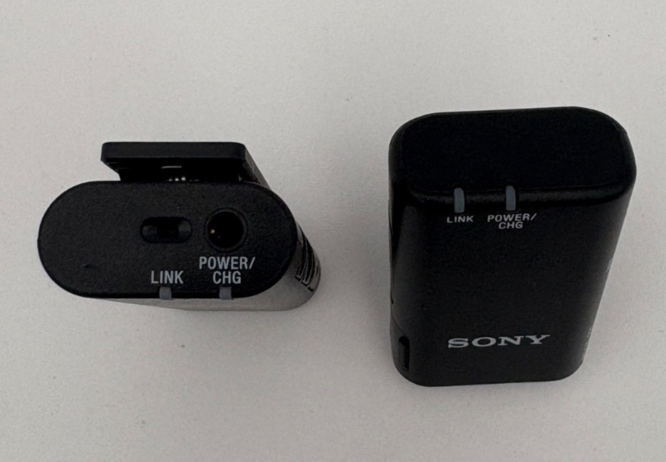 Sony ECM-W2BT Camera-Mount Digital Bluetooth Wireless Microphone System