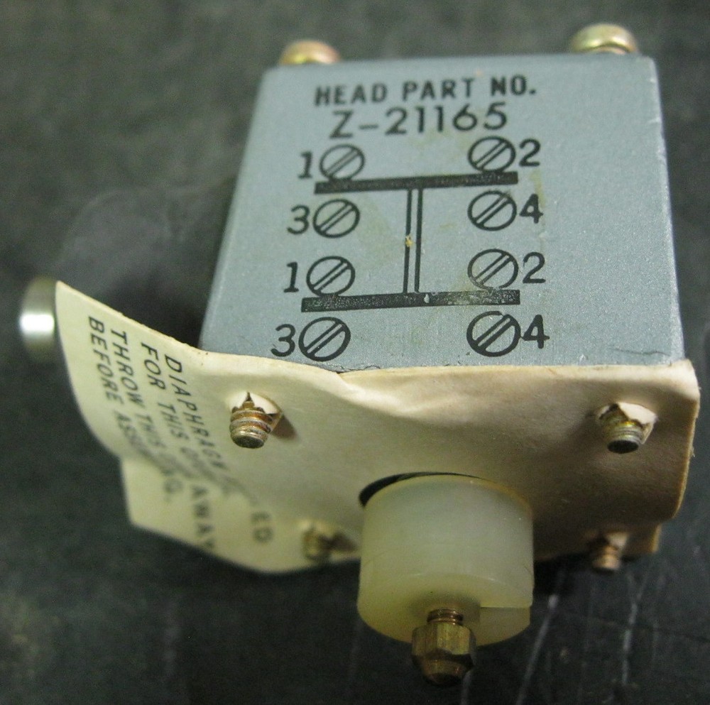Allen-Bradley Z 21165 Operating Head