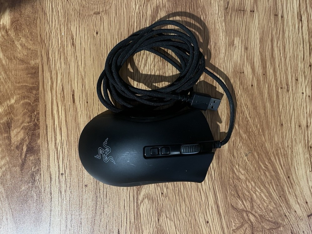 Razer DeathAdder V2 Wired Optical Gaming Mouse Ergonomic 20000 DPI Black