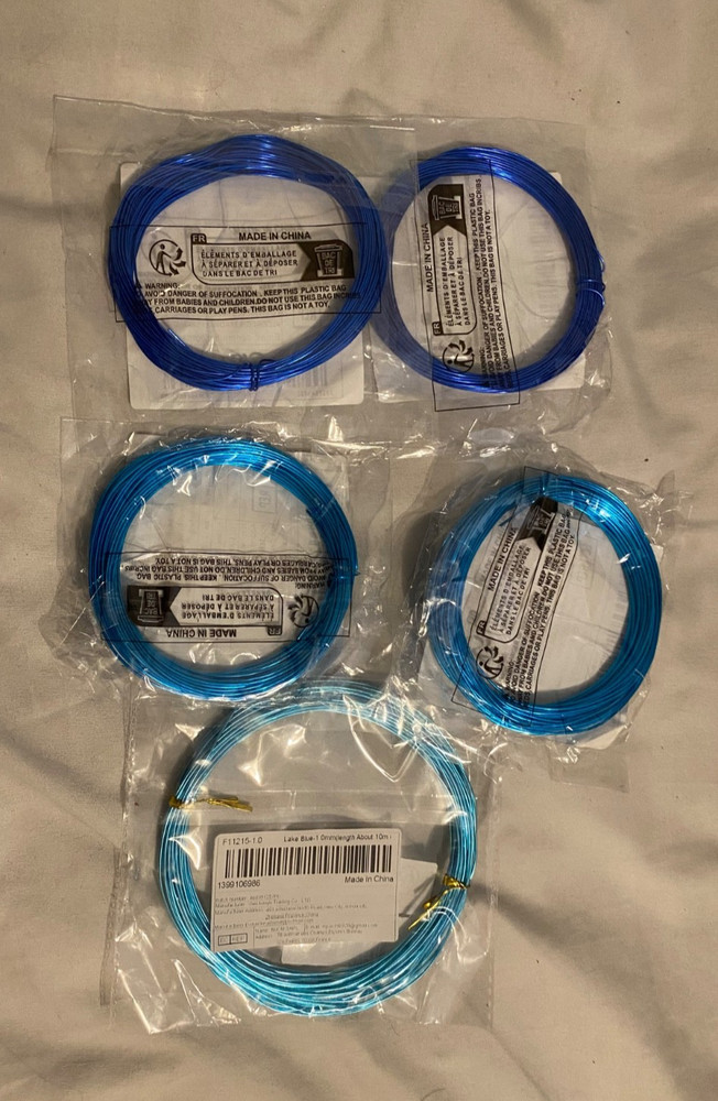 36 New Craft Wires, 5 different colours.