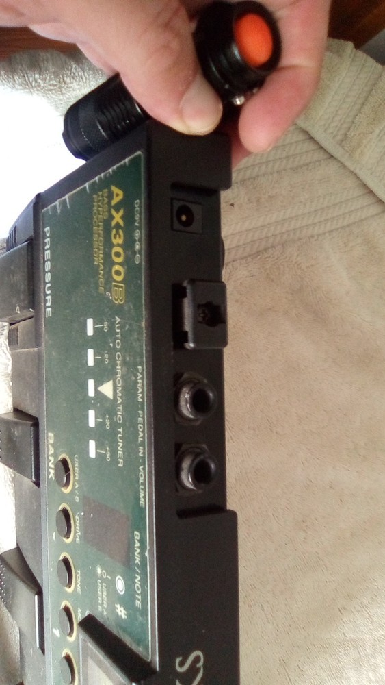 Korg Toneworks AX300b 1990s multi effect pedalboard bass effect processor