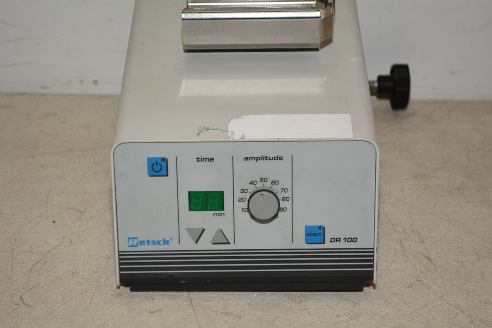 Retsch DR100 Vibratory Feeder #B125