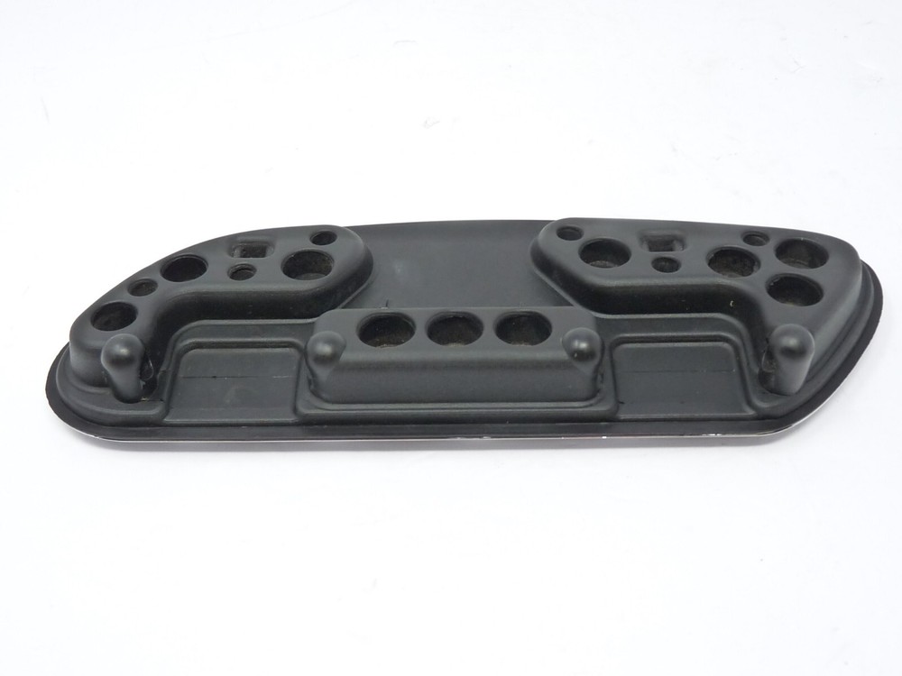 GENUINE HARLEY DAVIDSON CENTERLINE PASSENGER SWEPT WING FOOTBOARD INSERTS NICE!