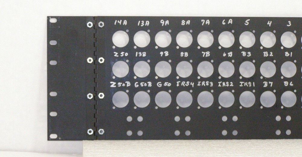 Quantum Technologies 36 Port QTI1961 3U Rackmount 36x Hinged Patch Panel #ZK25