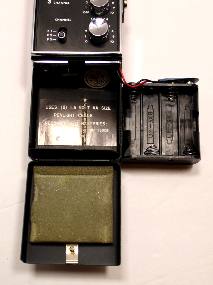 VINTAGE MACDONALD Mighty 2 WATT Three CHANNEL Transceivers ORG BOX UNTESTED