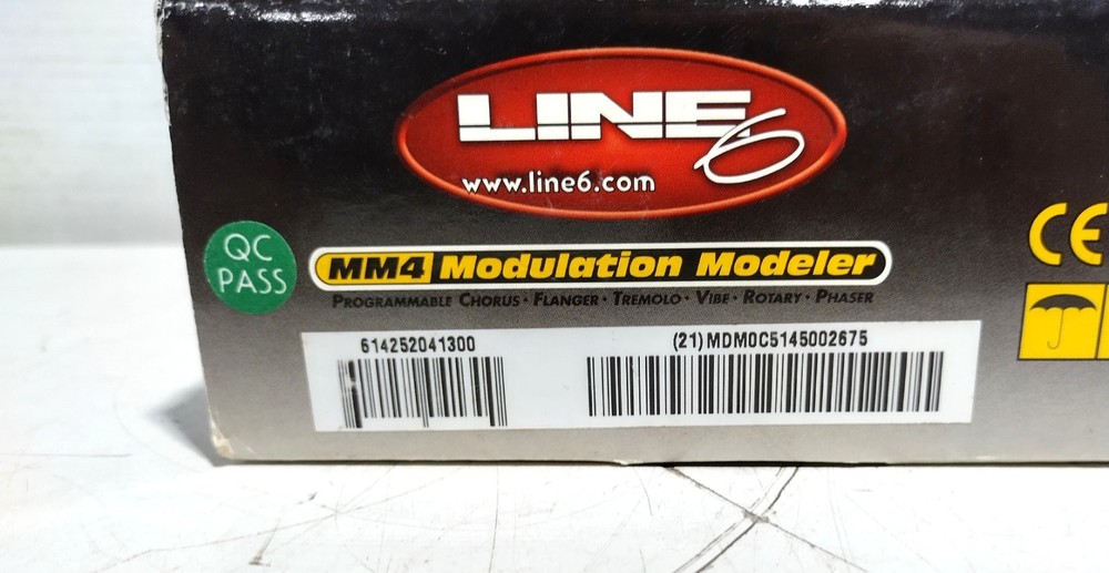 Line 6 MM4 Modulation Modeler Programmable Multiple Effects - No Power