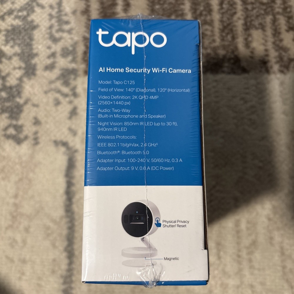 TP-Link - Tapo Indoor 2K Wi-Fi Security Camera w/ Physical Privacy Shutter
