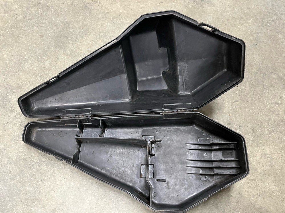 Older Poulan Plastic Chainsaw Carrying Case